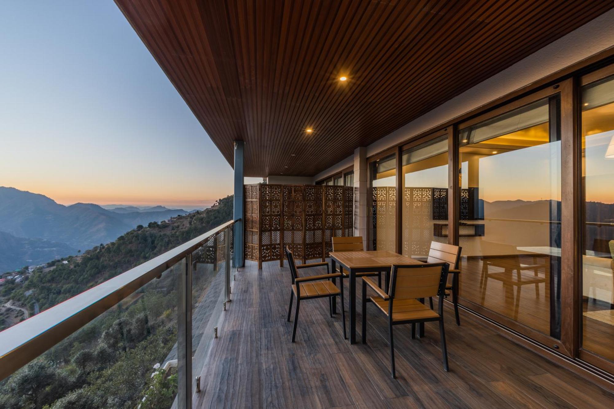 משוברה The Manor Luxury Apartments, Shimla מראה חיצוני תמונה