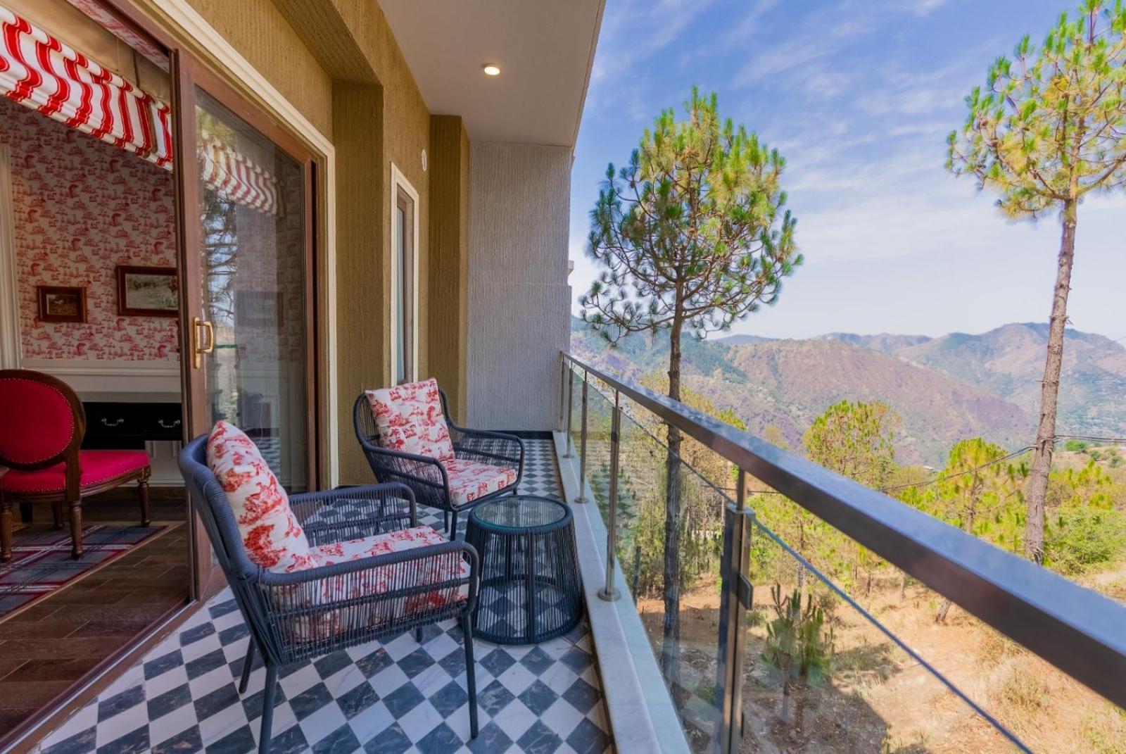משוברה The Manor Luxury Apartments, Shimla מראה חיצוני תמונה